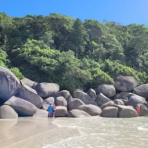 Apartamento Garden Ville, 200m Da De Bombas, Bombinhas